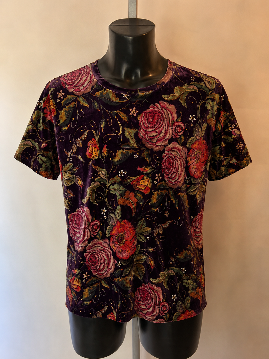 Oversized Floral Velour T-Shirt – Medium